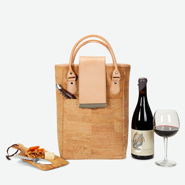 http://paulaparisotto.com/cdn/shop/products/DAKOTA_WINE_TOTE_76_grande.jpg?v=1654722572